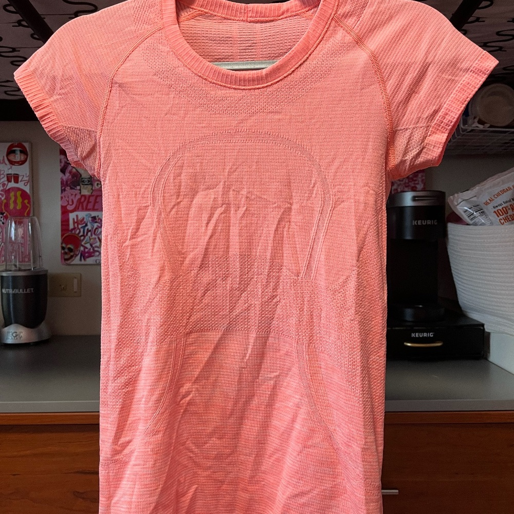 Lululemon swiftly tech